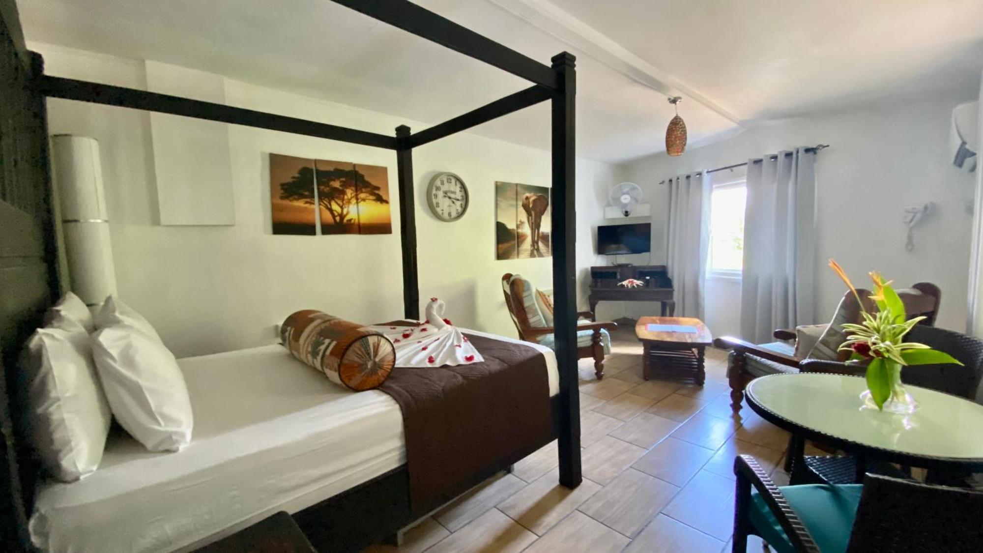 Stephna Residence Anse Boileau Екстериор снимка