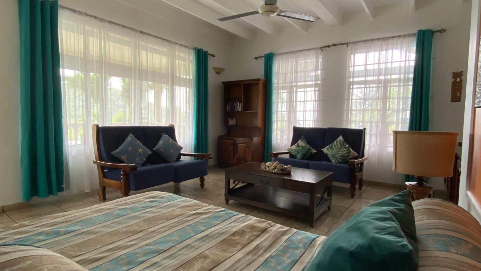 Stephna Residence Anse Boileau Екстериор снимка
